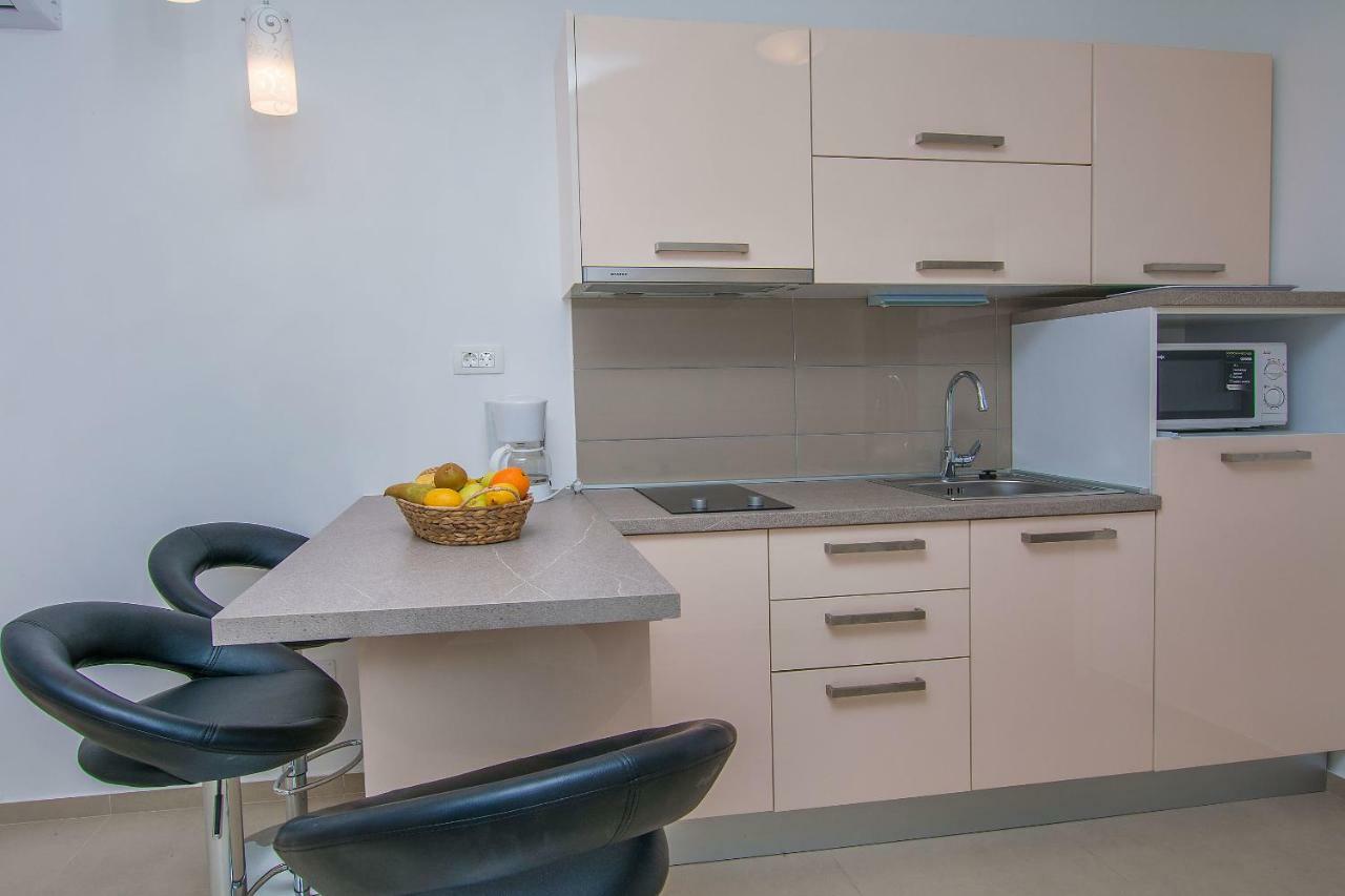 Apartments Villa Aquamarine Duće Eksteriør bilde