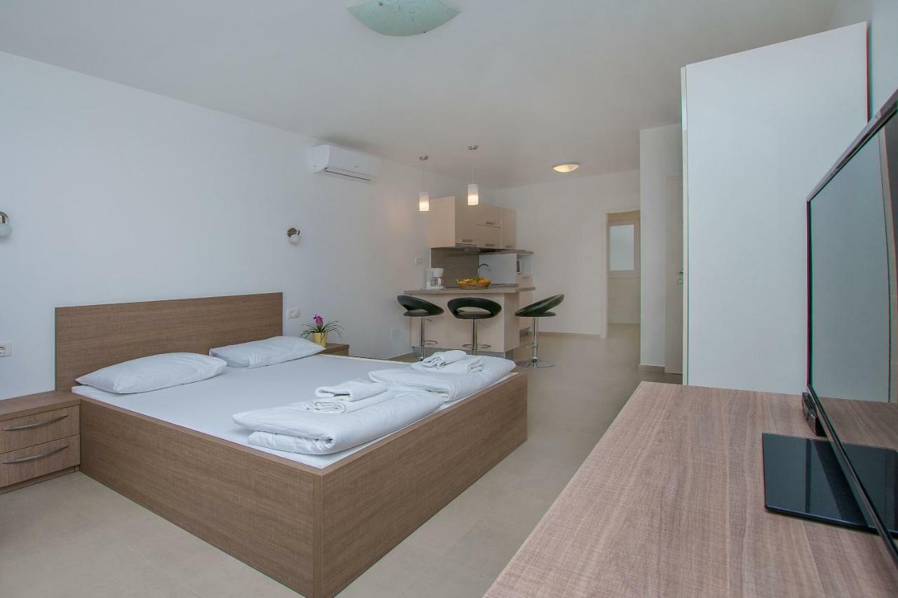 Apartments Villa Aquamarine Duće Eksteriør bilde