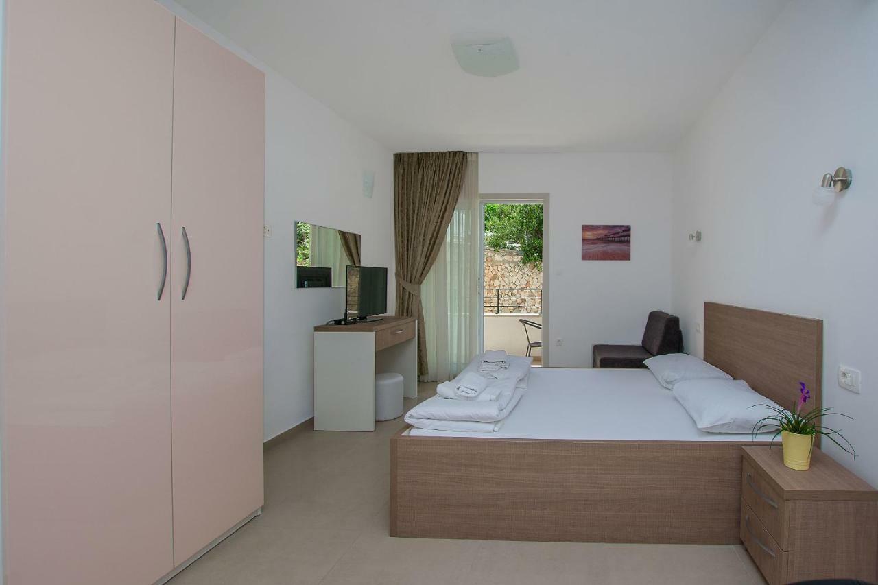 Apartments Villa Aquamarine Duće Eksteriør bilde