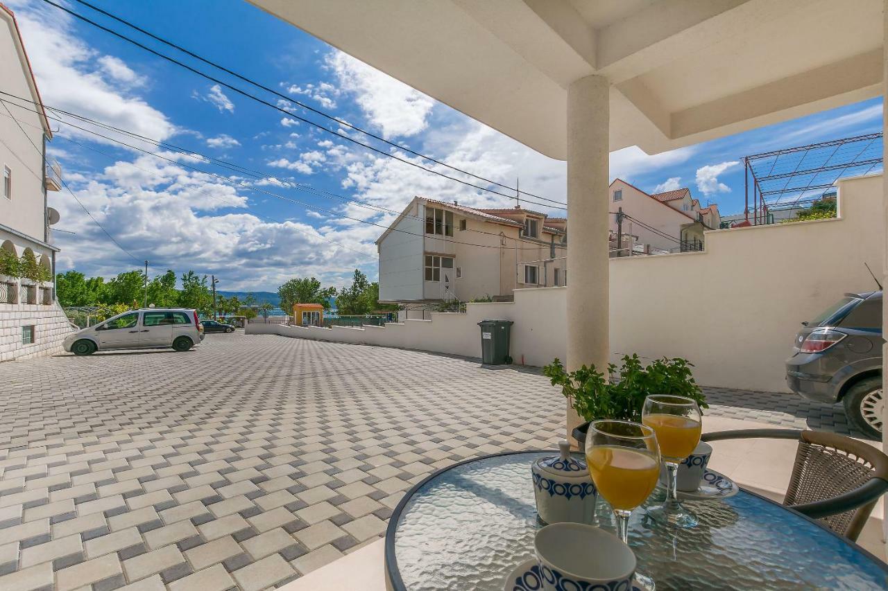 Apartments Villa Aquamarine Duće Eksteriør bilde