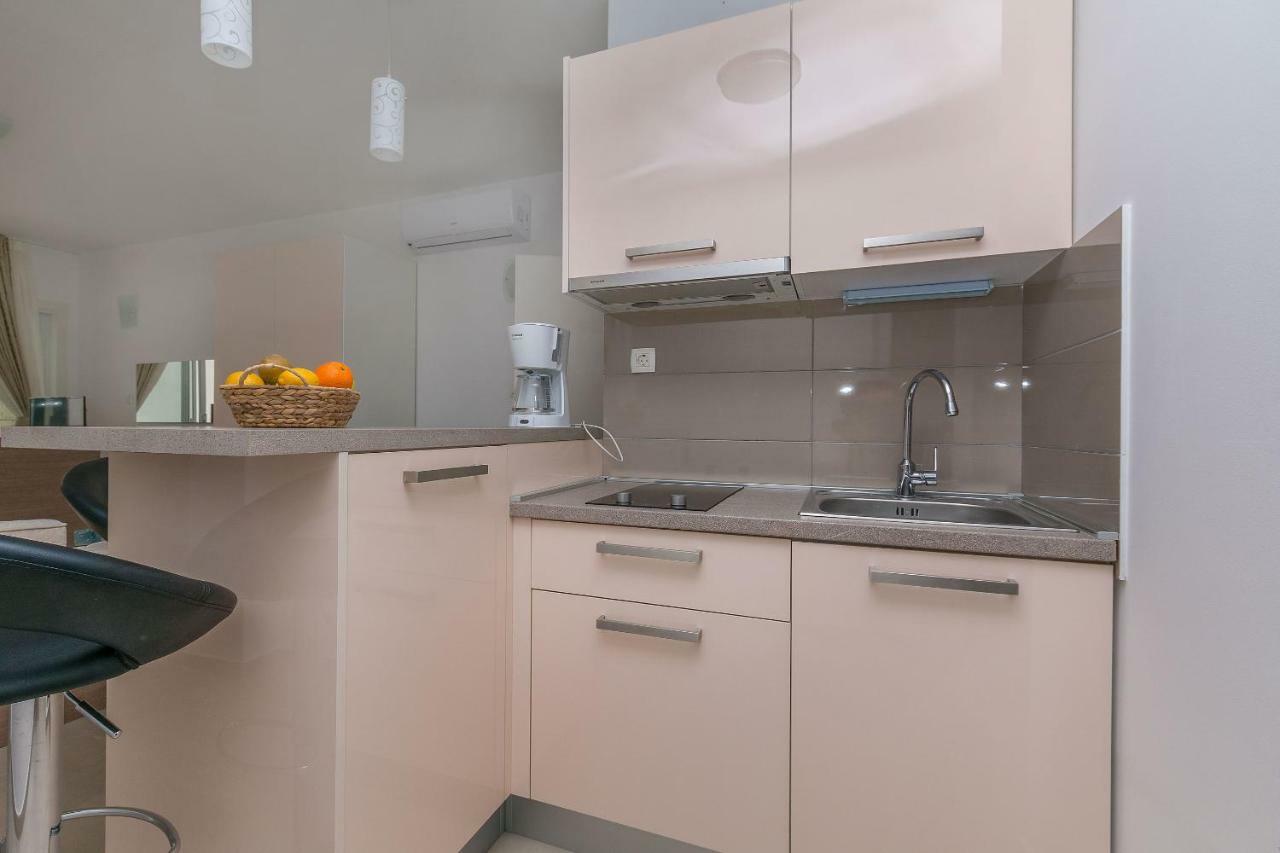 Apartments Villa Aquamarine Duće Eksteriør bilde